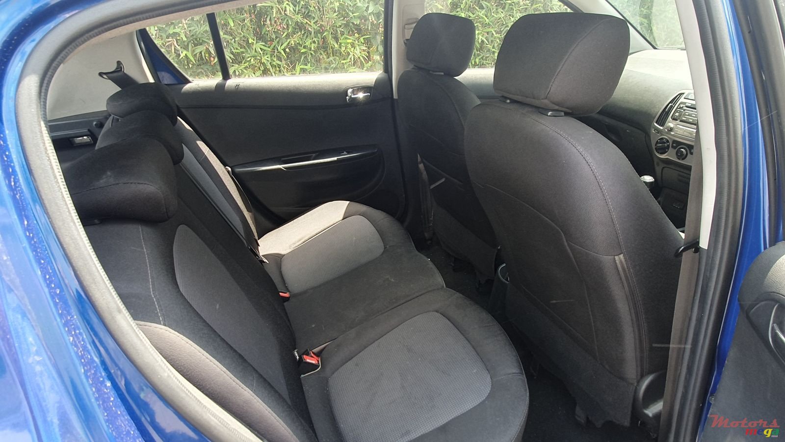 2015' Hyundai i20 photo #2