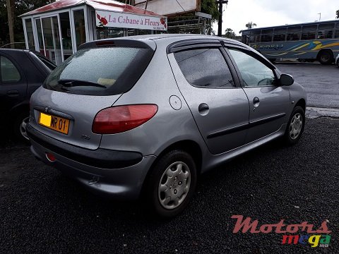 2001' Peugeot 206 photo #5
