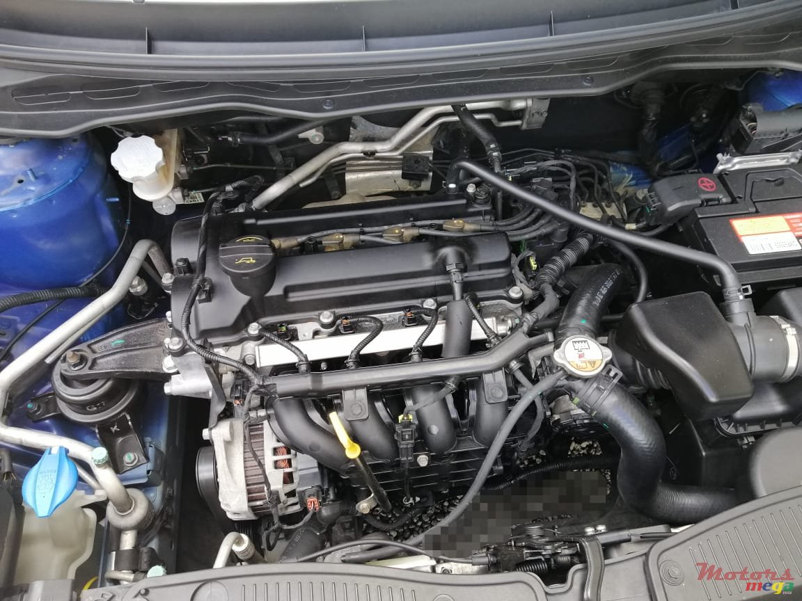 2014' Hyundai i20 photo #5