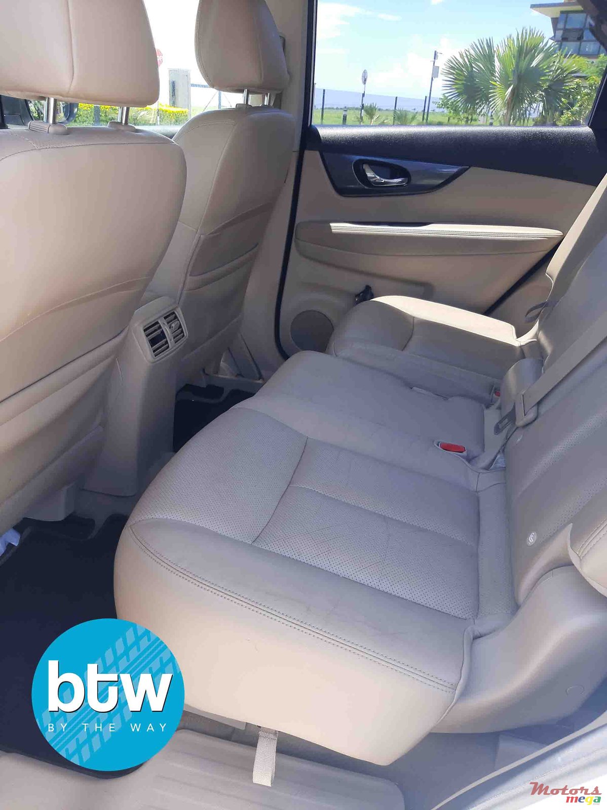 2015' Nissan X-Trail photo #4