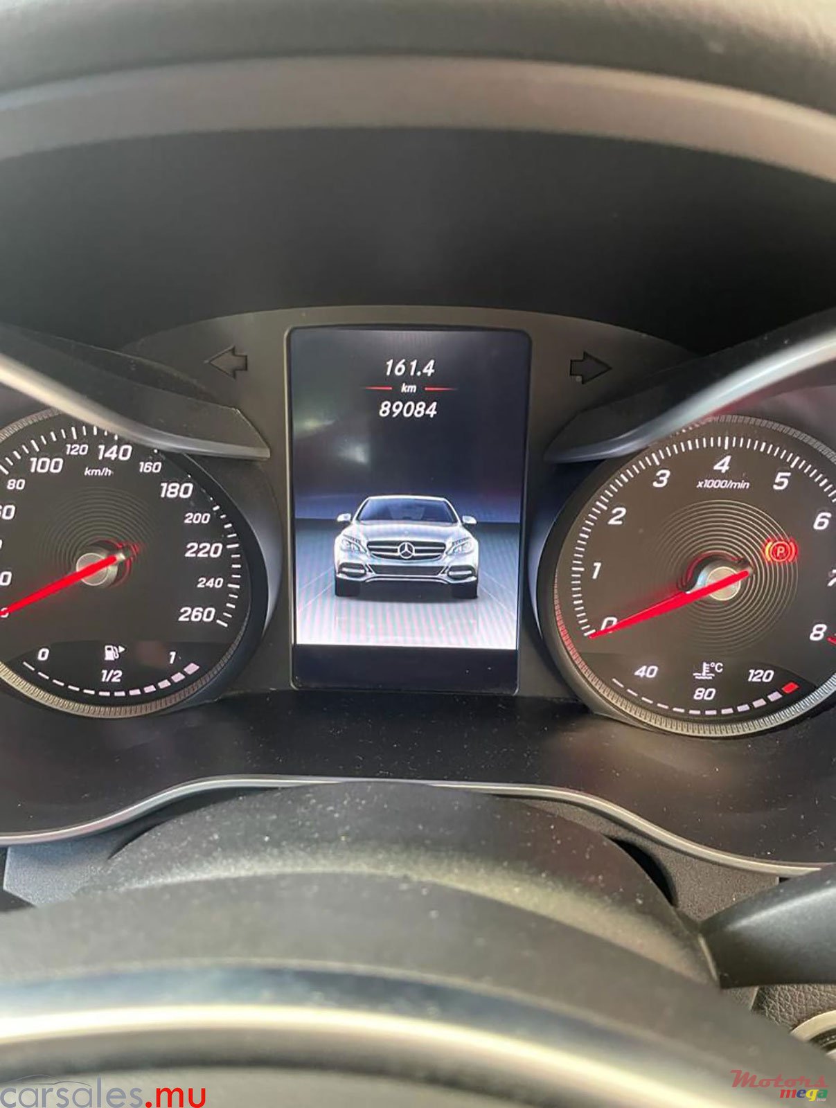 2016' Mercedes-Benz C-Class C180 AMG Line photo #7