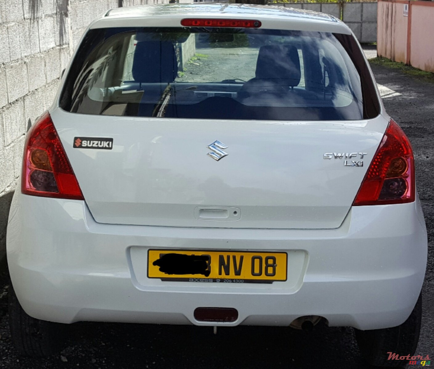 2008' Suzuki photo #2