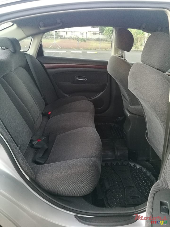 2007' Nissan Bluebird Sylphy photo #6