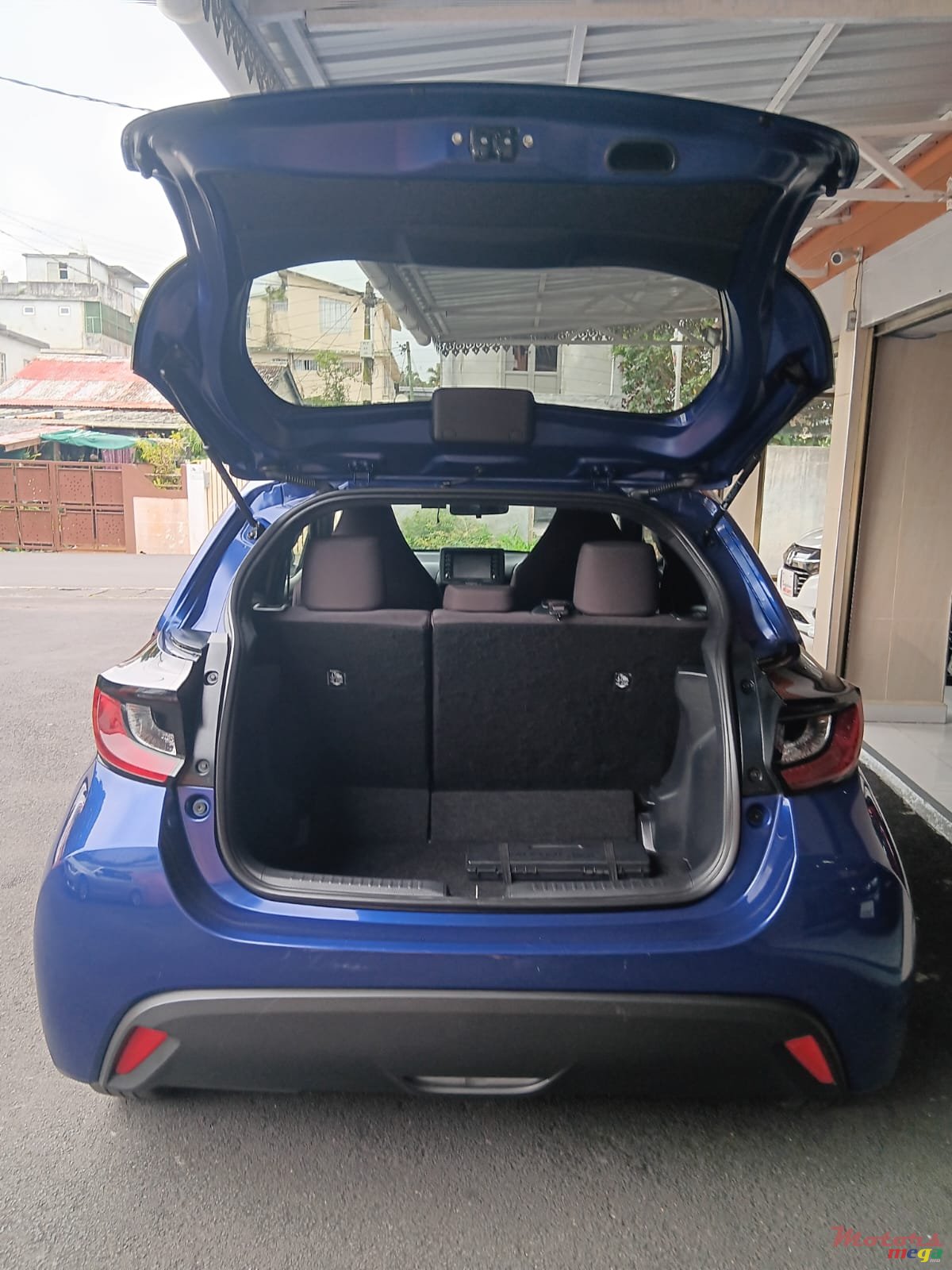 2021' Toyota Yaris photo #5