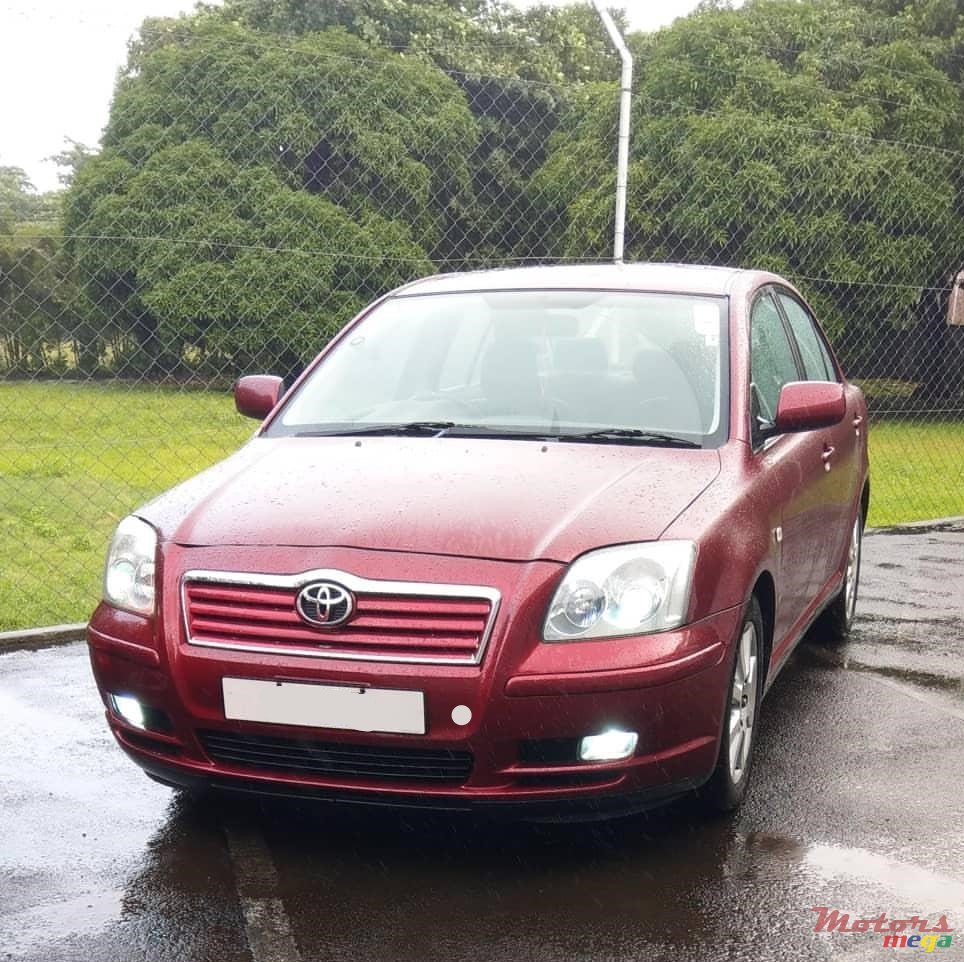 2006' Toyota Avensis photo #4