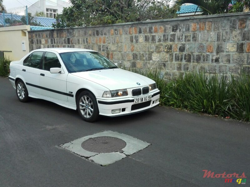 1995' BMW 316 photo #1