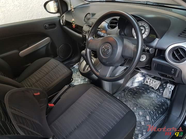 2008' Mazda Demio photo #4