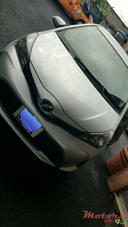 2014' Toyota Vitz 1330cc photo #1