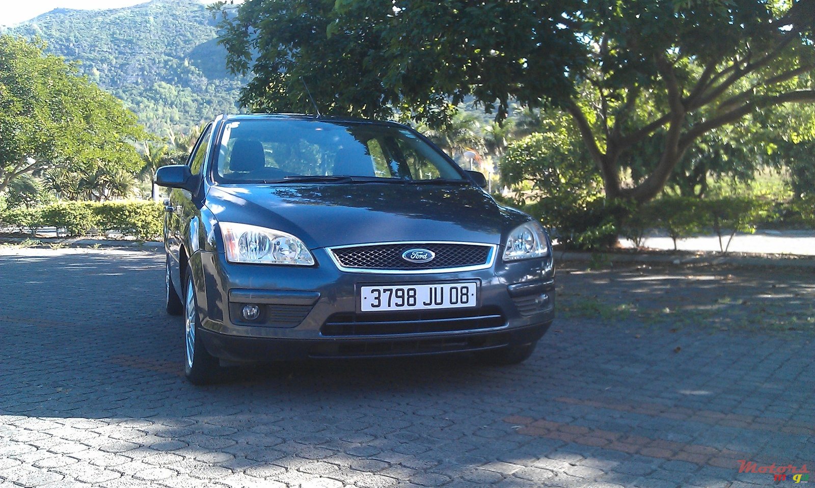 2008' Ford Focus photo #1