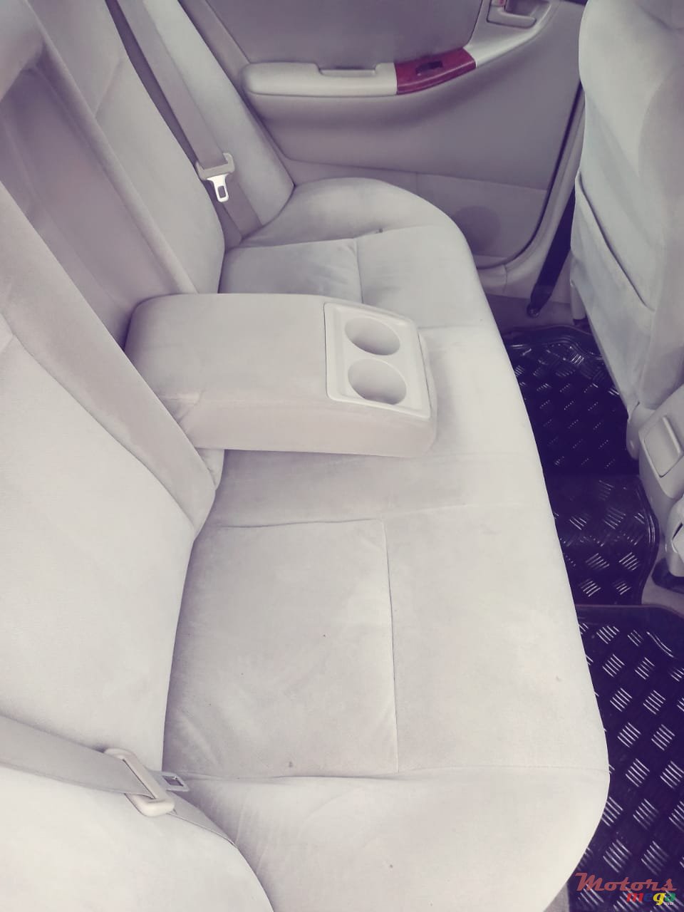 2003' Toyota Corolla photo #3