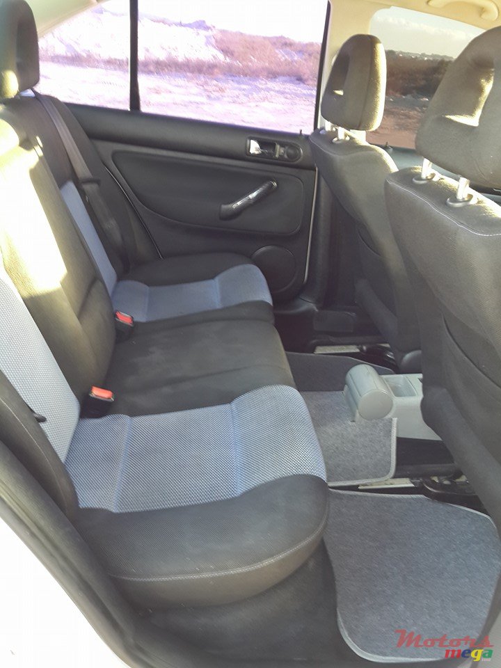 2000' Volkswagen Bora MK4 photo #4