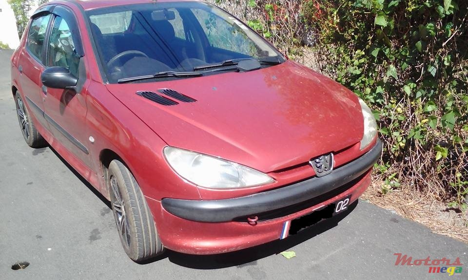 2002' Peugeot 206 photo #2