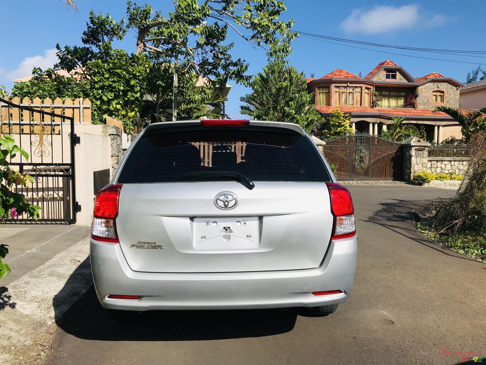 2012' Toyota Fielder photo #7