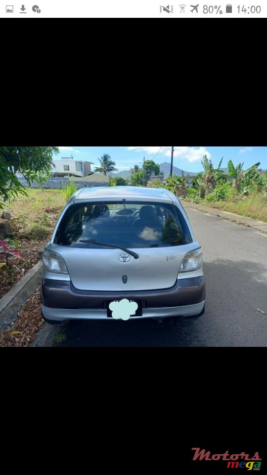 2000' Toyota Vitz photo #5