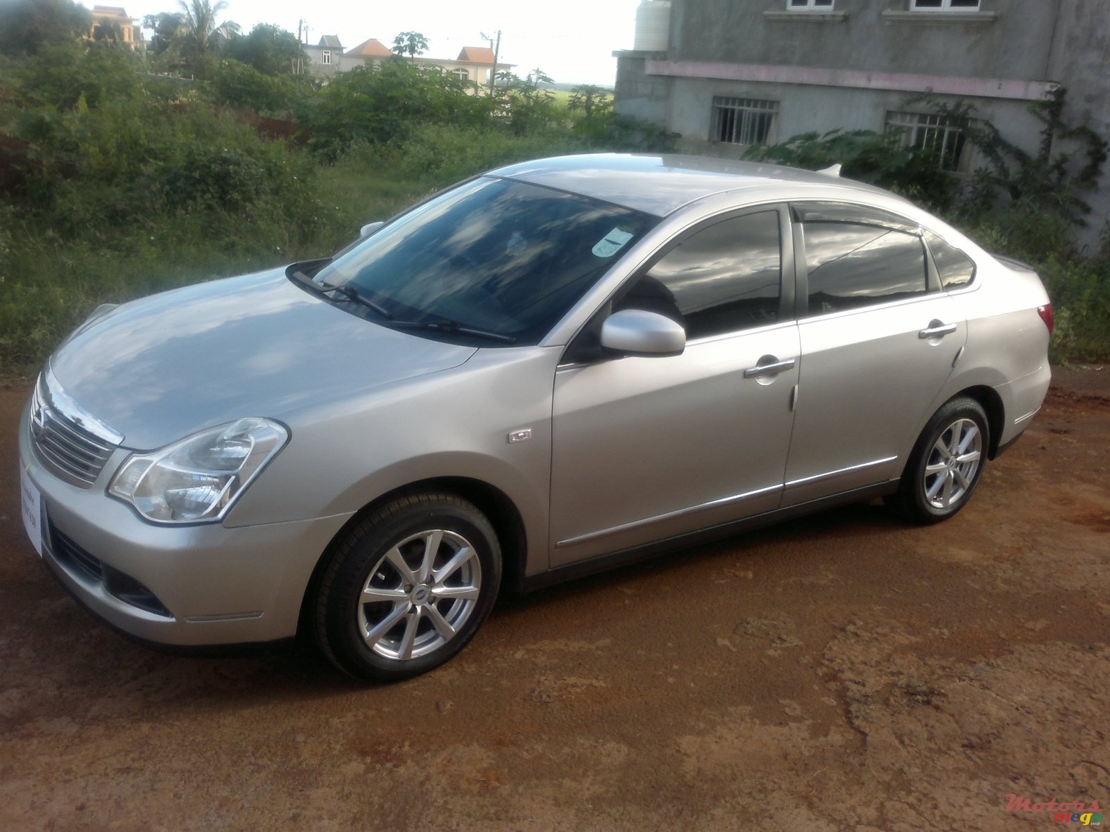 2006' Nissan bluebird silphy photo #1