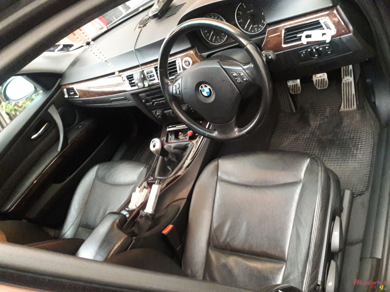 2005' BMW 320 Body Kit photo #1