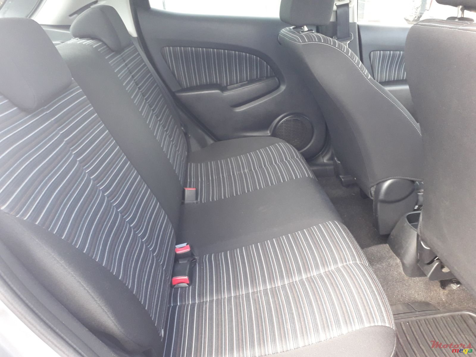 2009' Mazda Demio Automatic photo #4