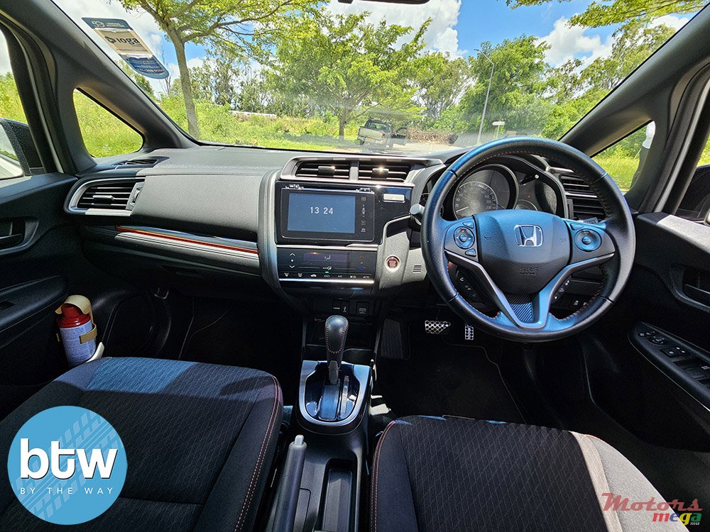 2019' Honda Jazz photo #7