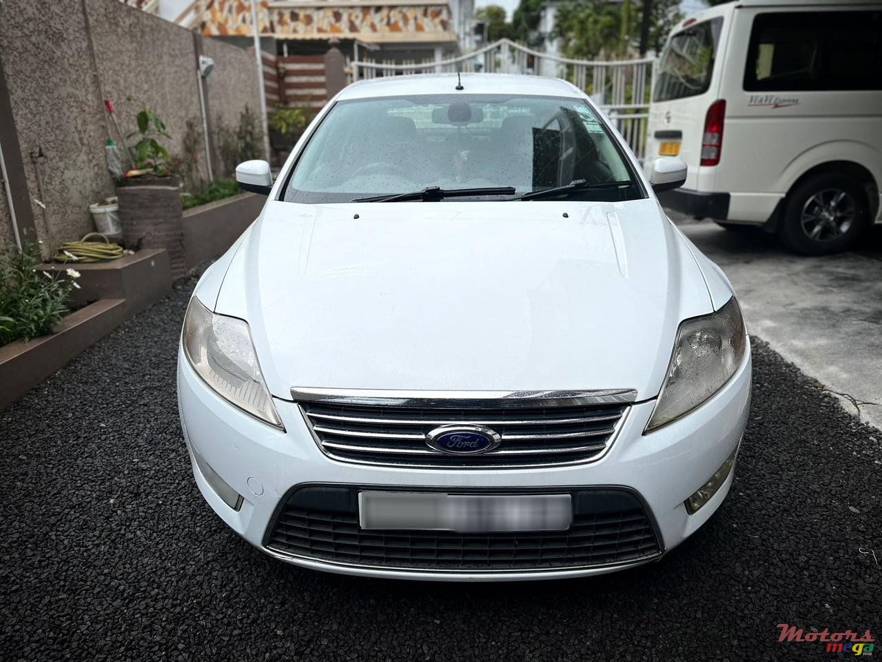 2010' Ford Mondeo photo #1