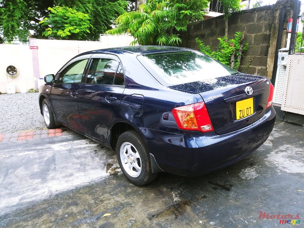 2007' Toyota Axio photo #3