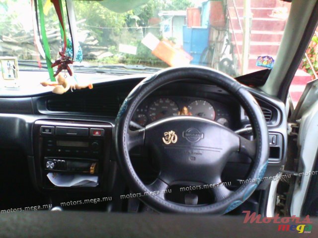 1998' Nissan photo #4