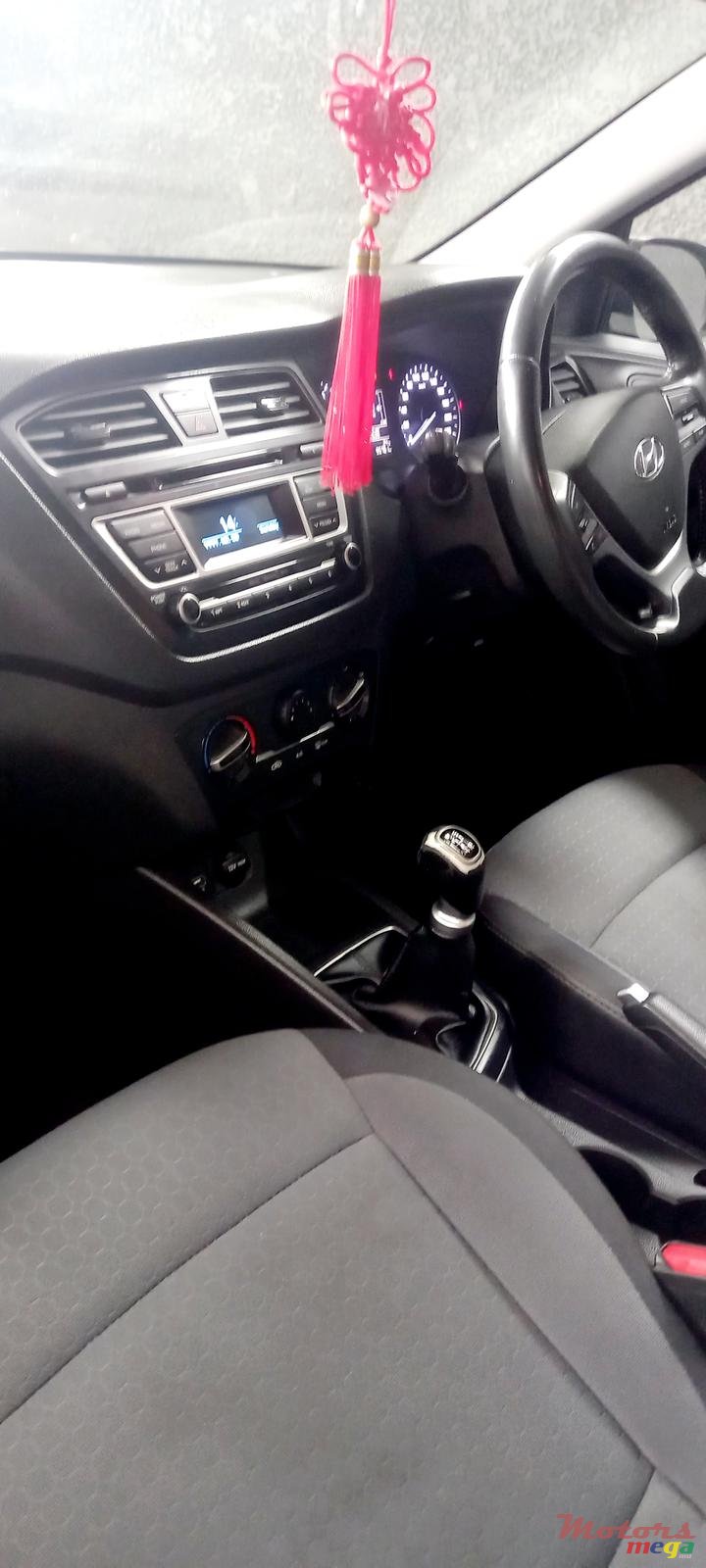 2016' Hyundai i20 photo #5