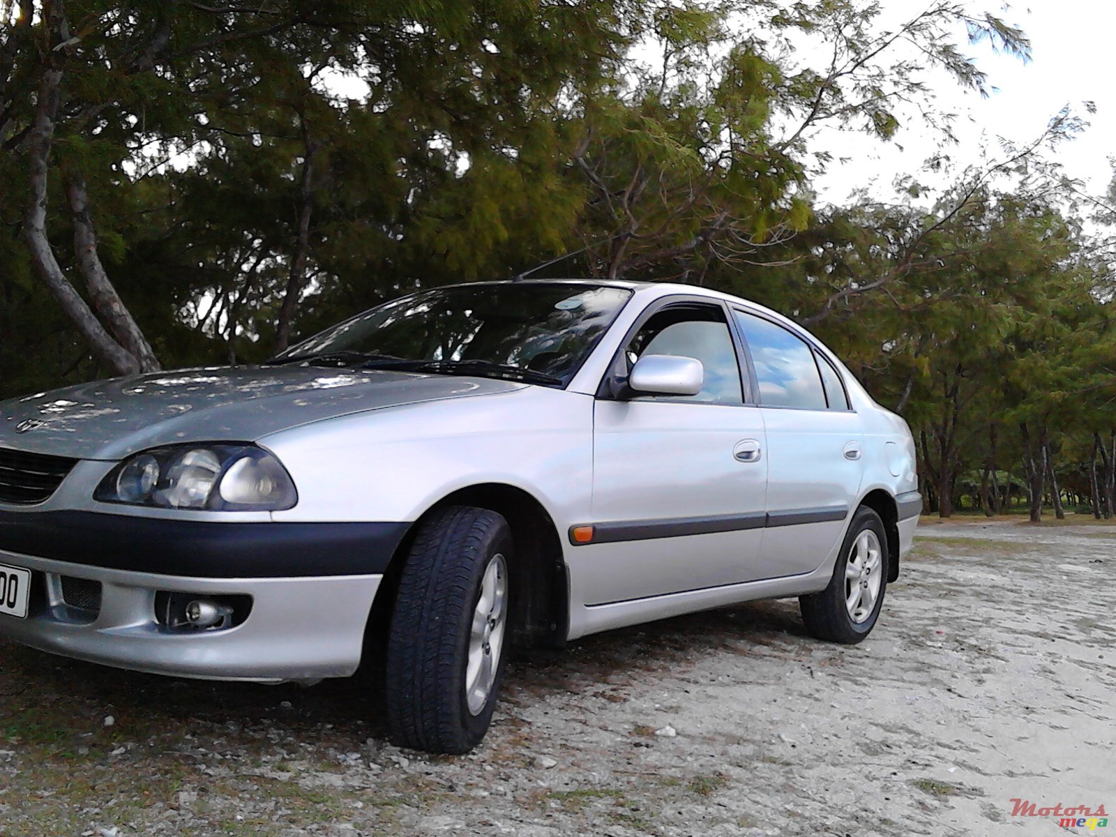 2000' Toyota photo #1