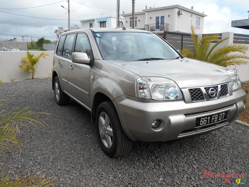 2007' Nissan X-Trail photo #1