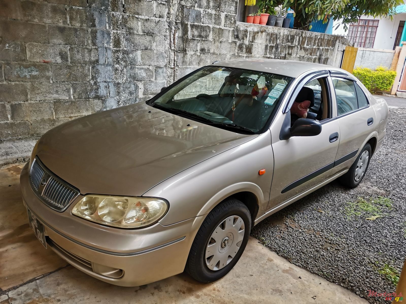 2004' Nissan Sunny N17 photo #4