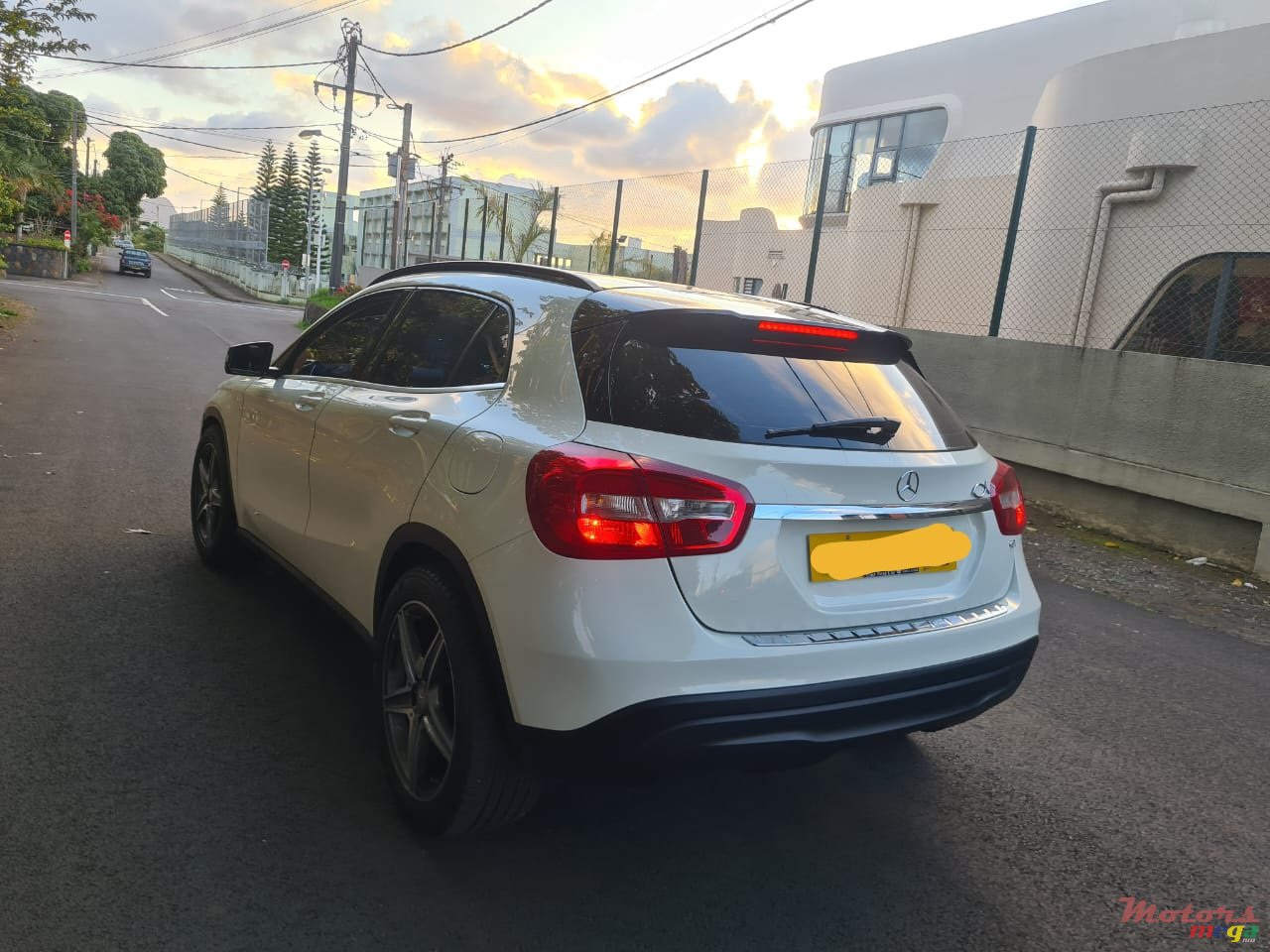 2016' Mercedes-Benz GLA-Class photo #3