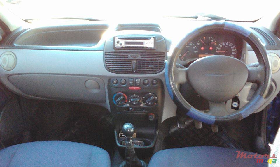 2003' Fiat Punto photo #4