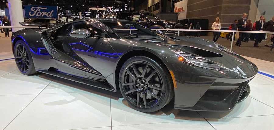 Ford GT Adds HP, Drops Jaws With Stunning Liquid Carbon Edition