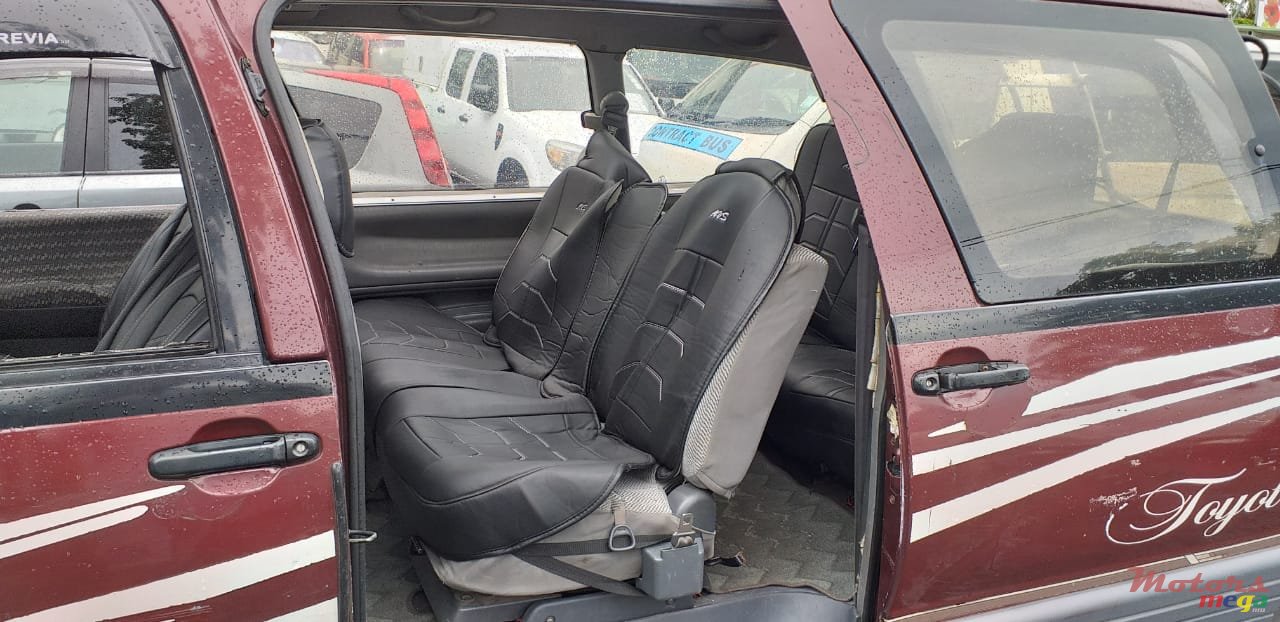 1994' Toyota Estima photo #4