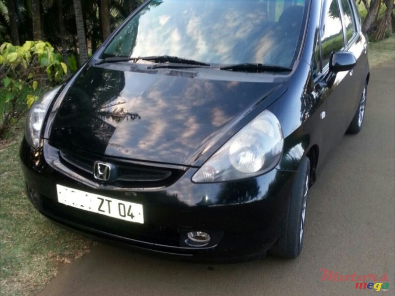 2004' Honda Jazz photo #1