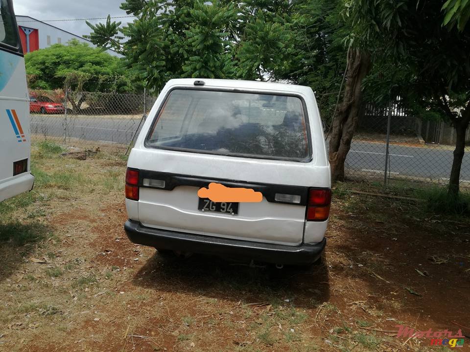 1994' Toyota photo #5