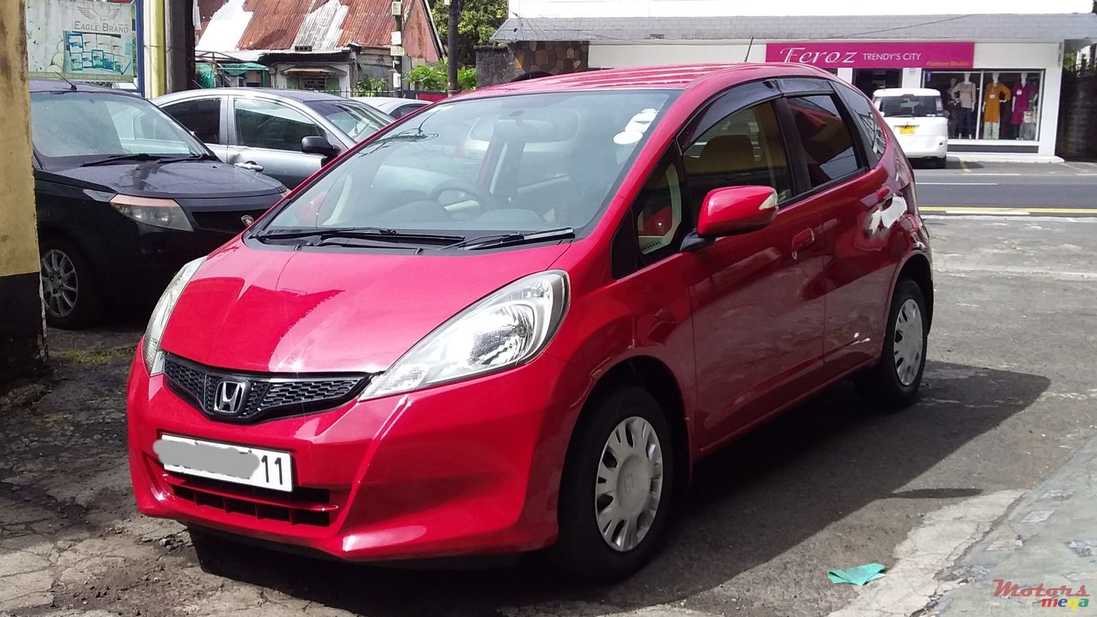 2011' Honda Fit photo #1