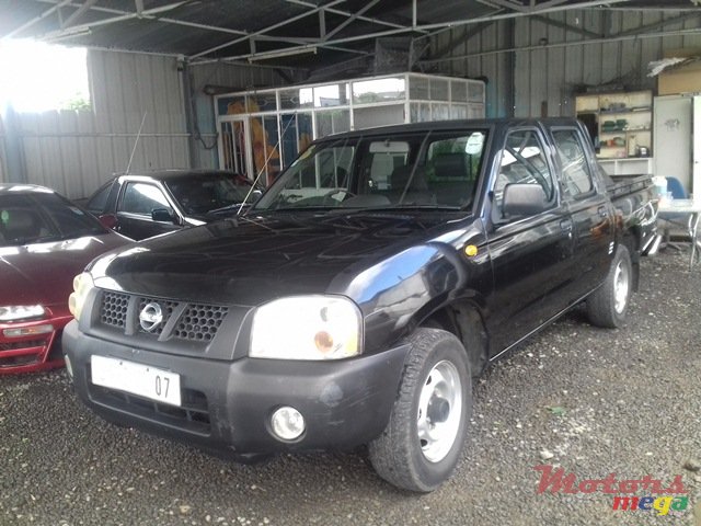 2007' Nissan Navara 2*4 photo #1