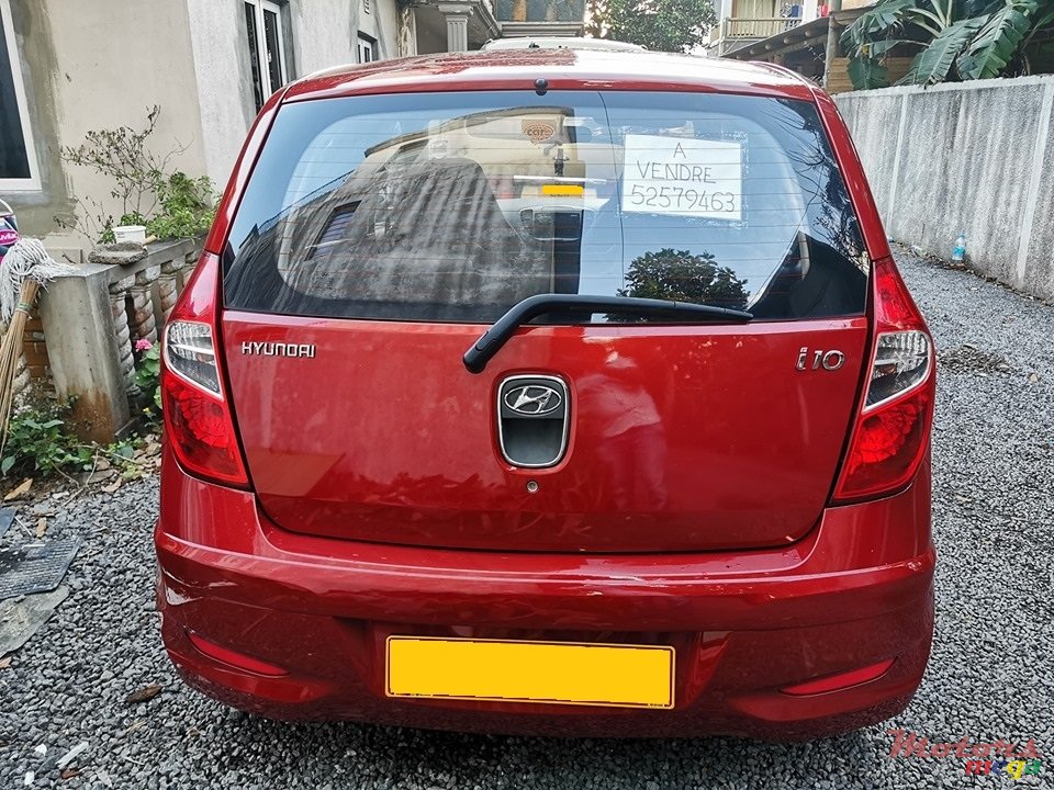 2012' Hyundai i10 photo #3