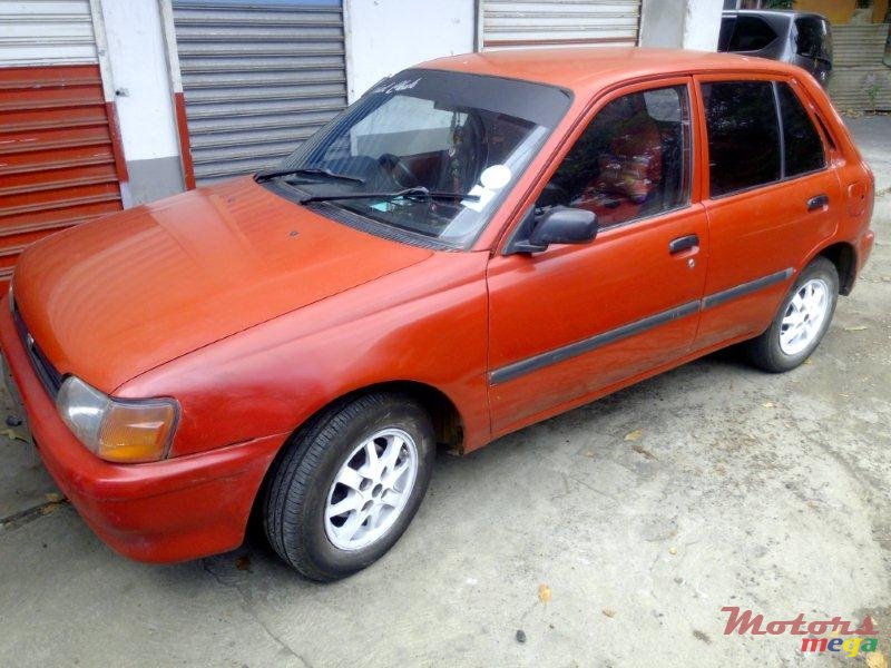 1990' Toyota Starlet photo #1