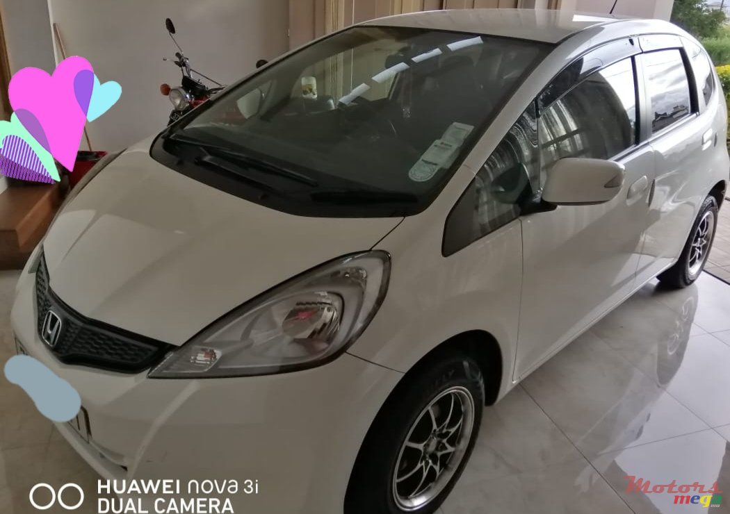 2011' Honda Fit photo #1