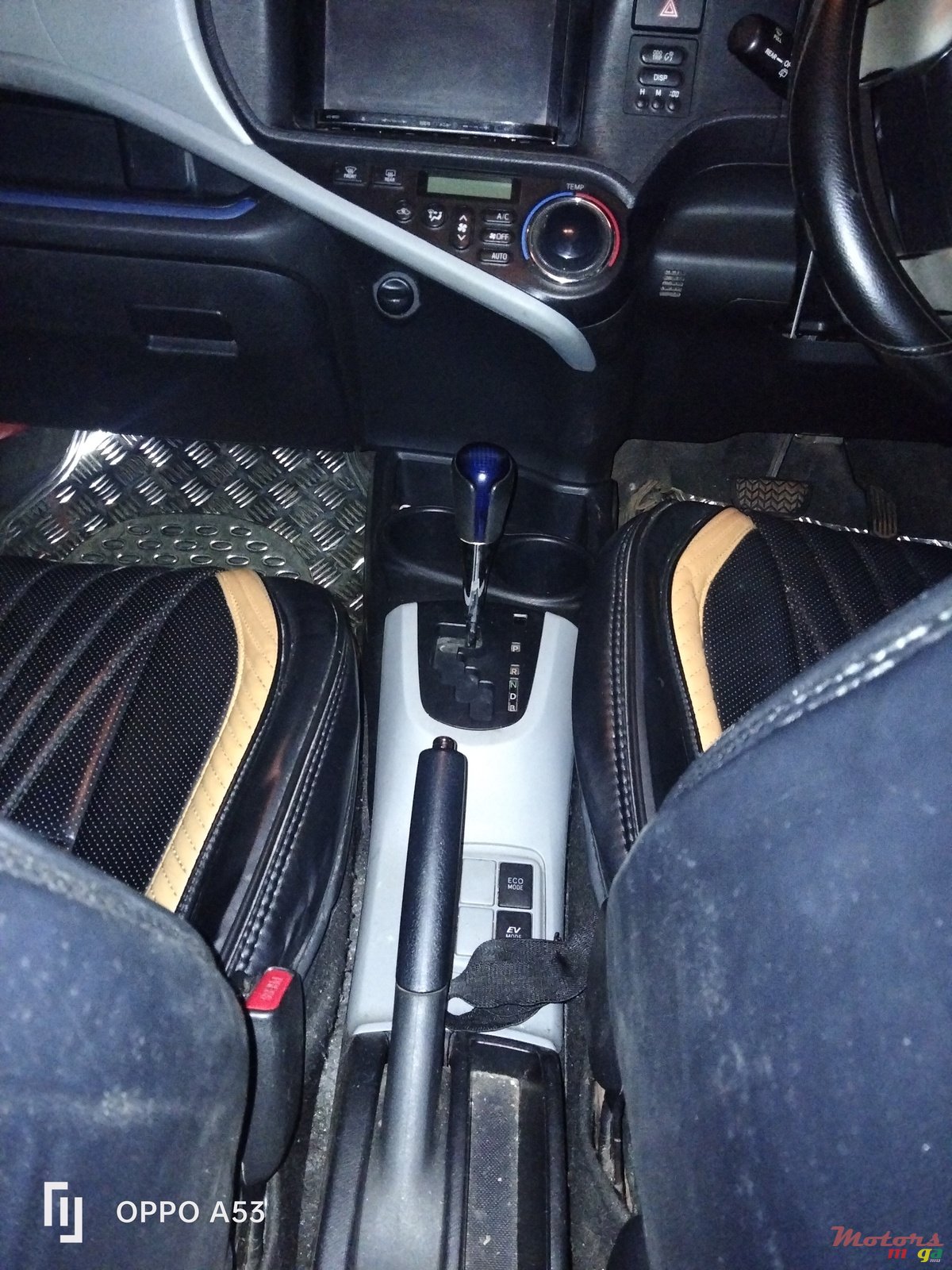 2014' Toyota Aqua photo #5