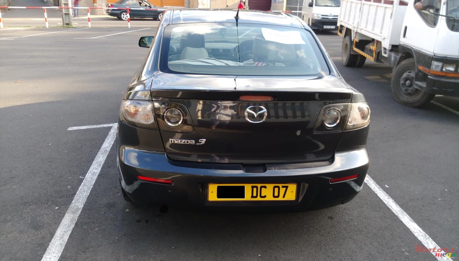 2007' Mazda 3 photo #5