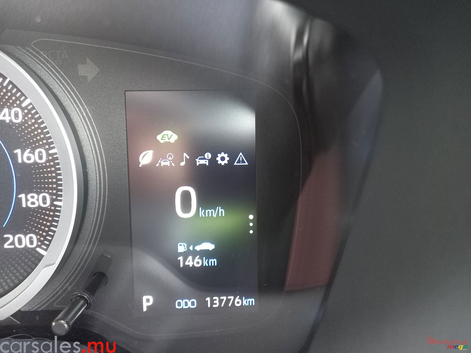 2024' Toyota Corolla Cross 1.8 photo #7