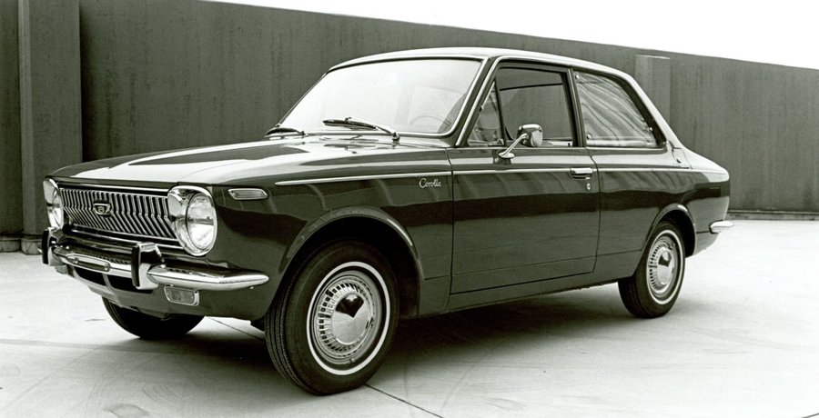 Retro Toyota Corolla
