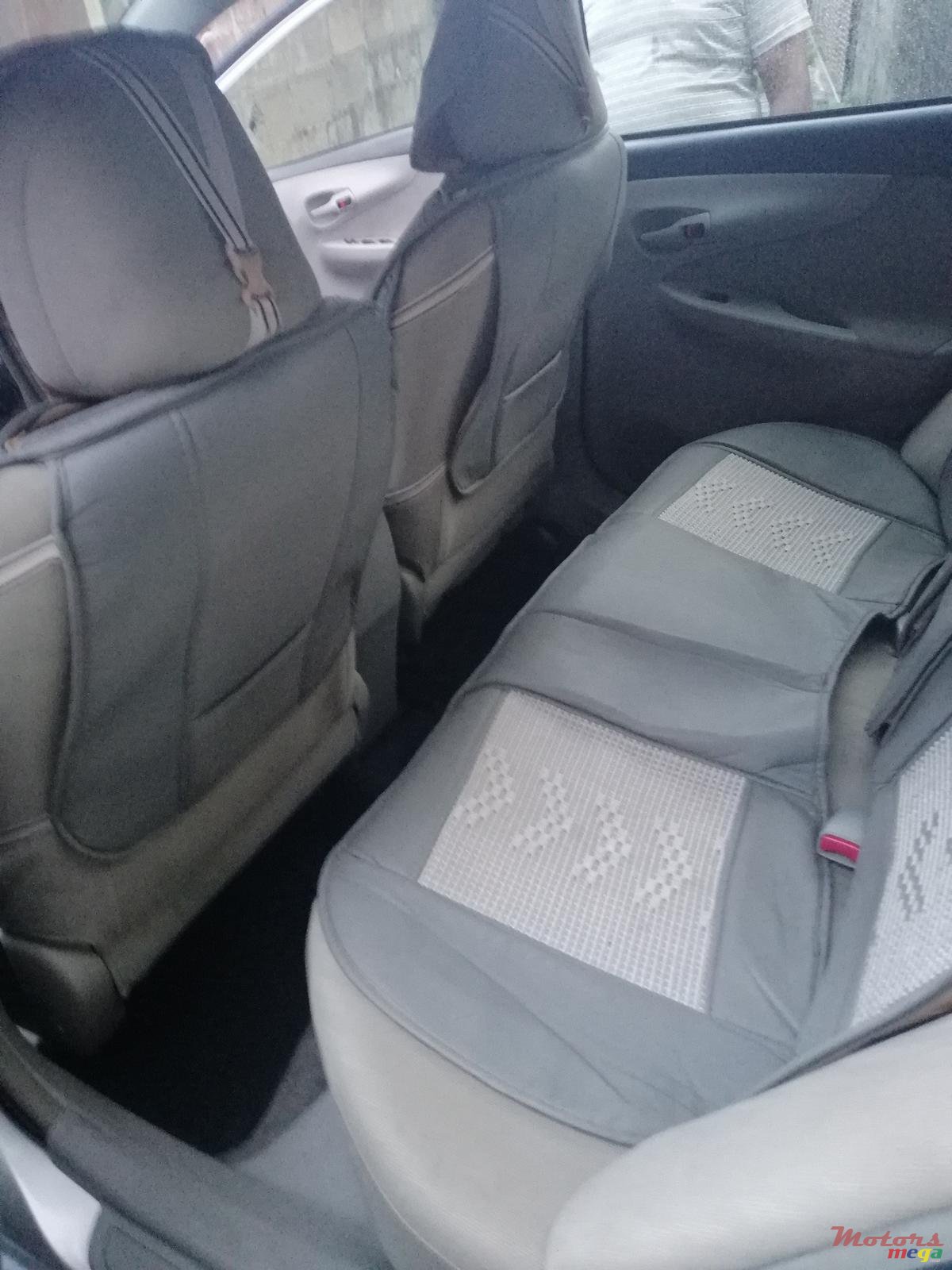 2008' Toyota Axio photo #3