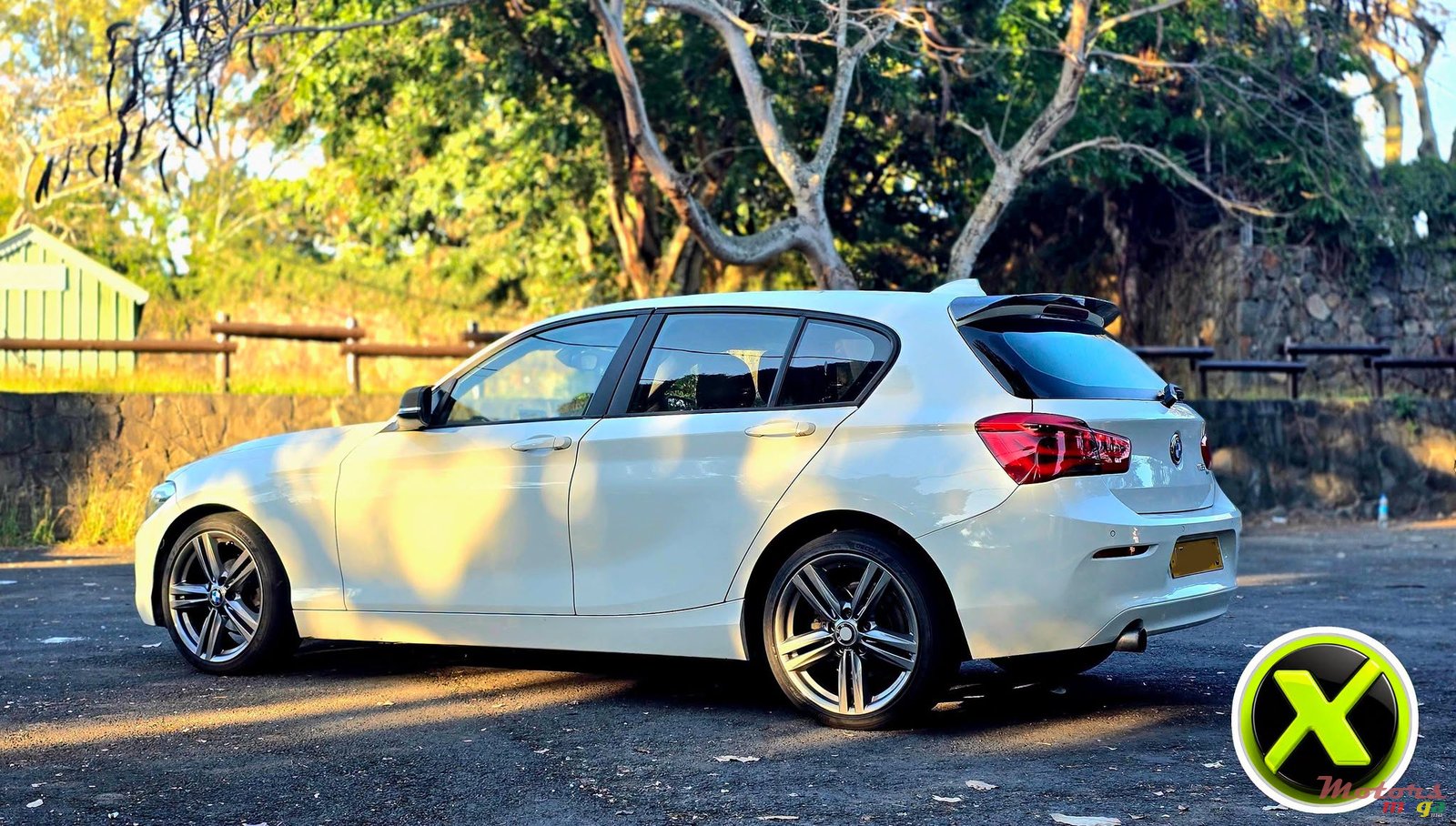 2015' BMW 1 Series 18d photo #5