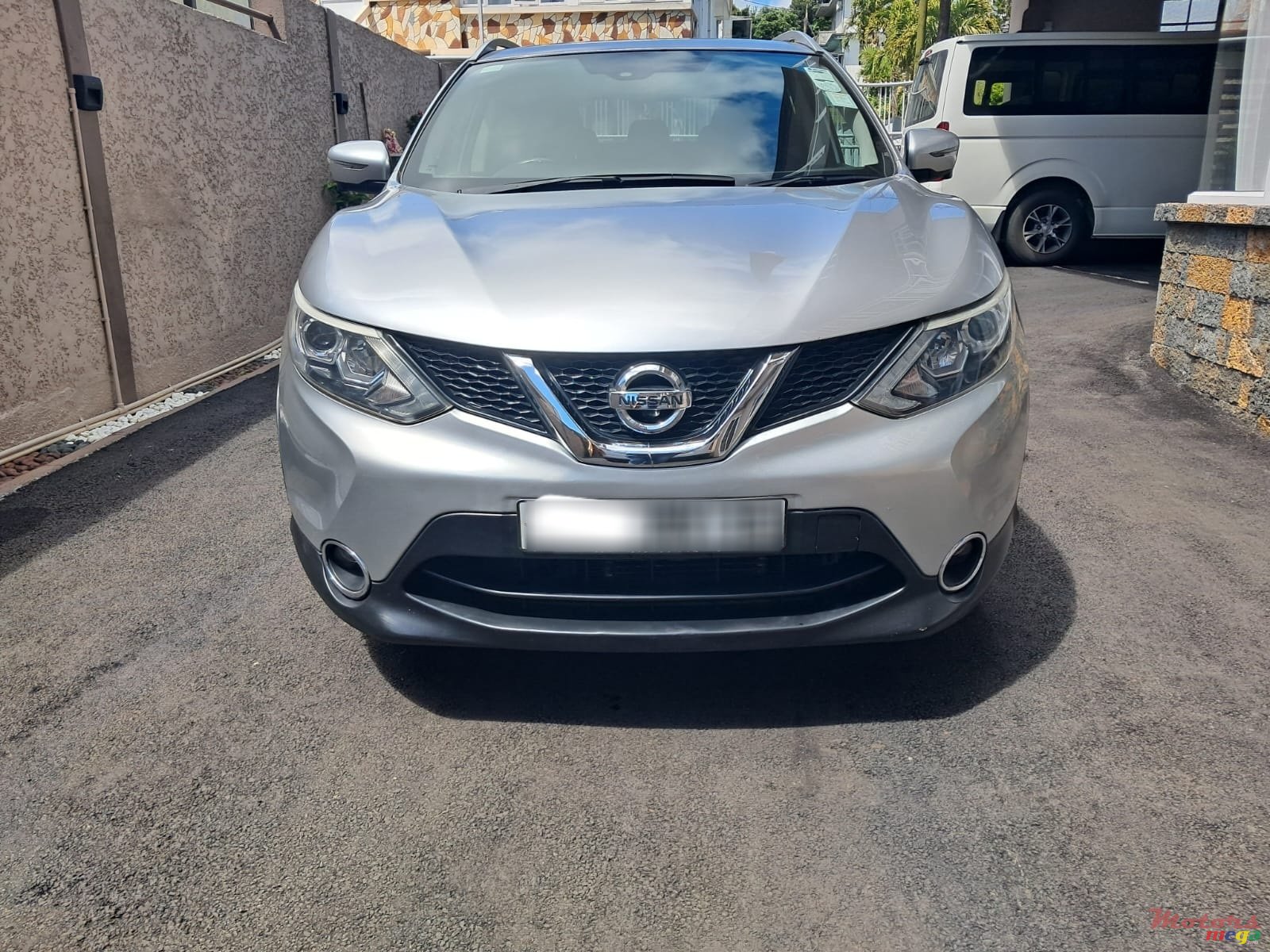 2015' Nissan Qashqai photo #1
