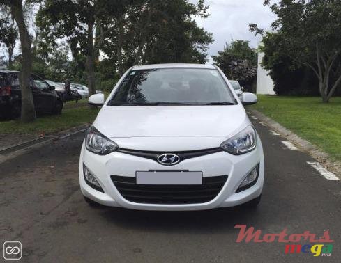 2015' Hyundai i20 photo #1