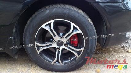 2001' Toyota photo #4