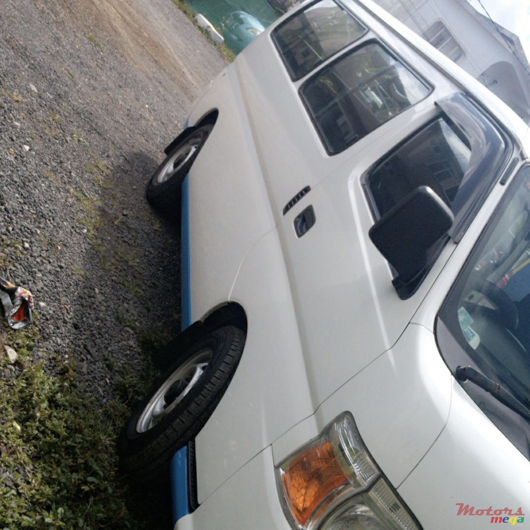 2007' Nissan photo #10